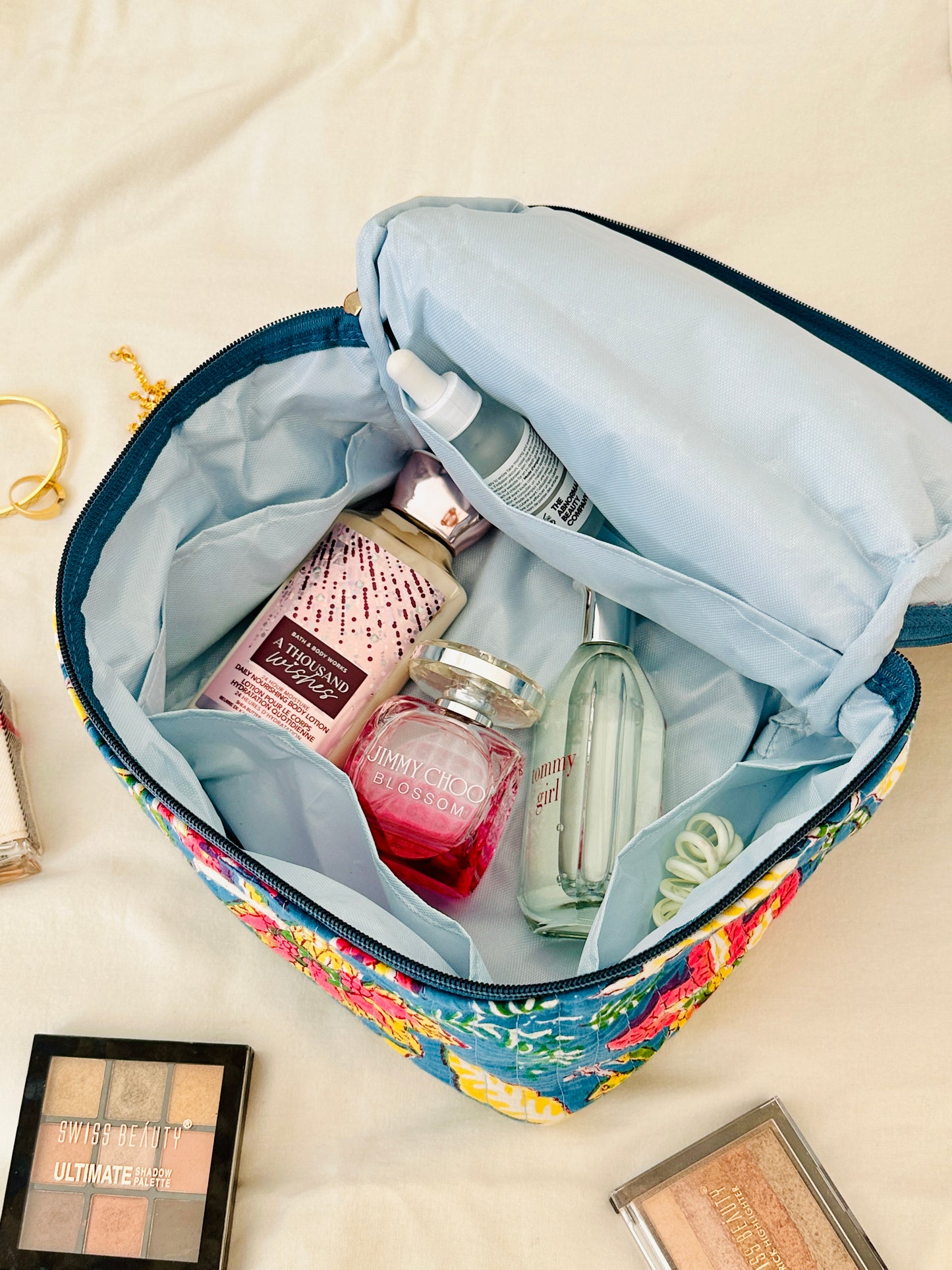Nilya Vanity Case – Handprinted Quilted Travel Organizer Bag