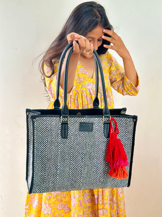 RAAHA Woven Tote Bag