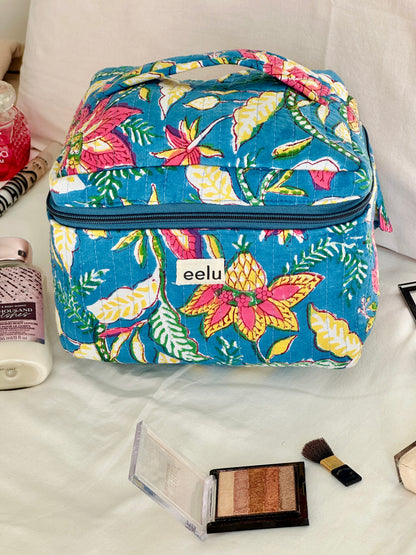 Nilya Vanity Case – Handprinted Quilted Travel Organizer Bag