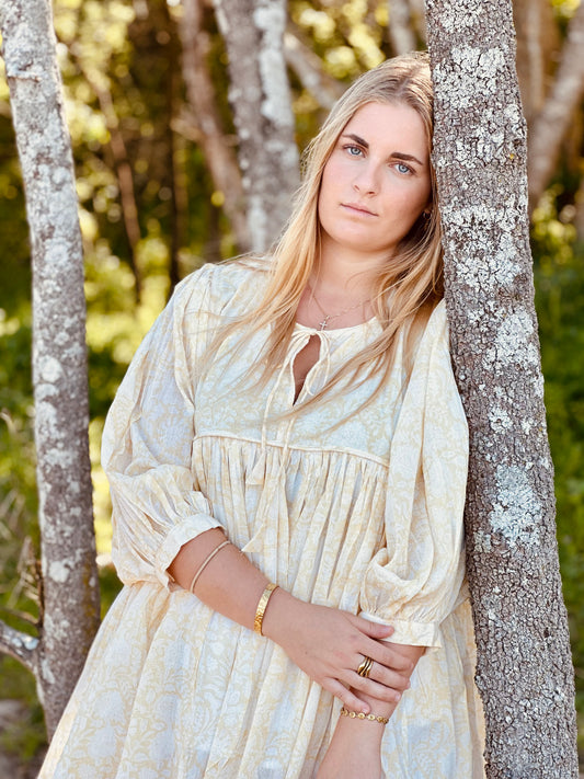 Rutoo Mini Dress - Golden Sand | Petite Friendly